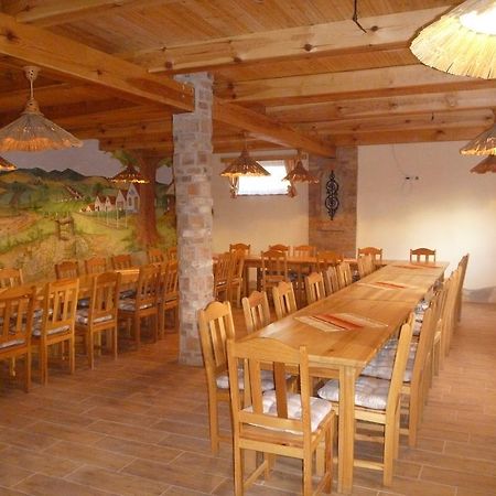 Penzion U Tomcalu Terezín Екстериор снимка