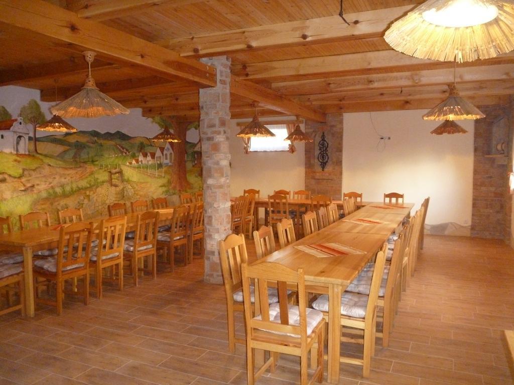 Penzion U Tomcalu Terezín Екстериор снимка